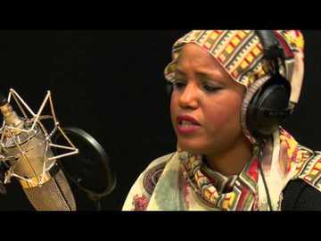 Aziza Brahim  I Le live de la matinale